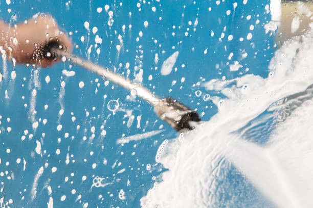 Best Gutter Cleaning  in Mentor, OH