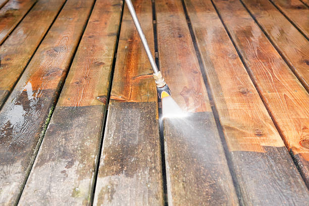 Best Driveway Pressure Washing  in Mentor, OH
